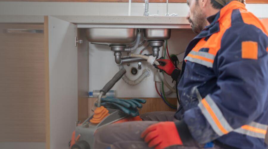 Professional slab leak plumber services in Bridgeton, MO